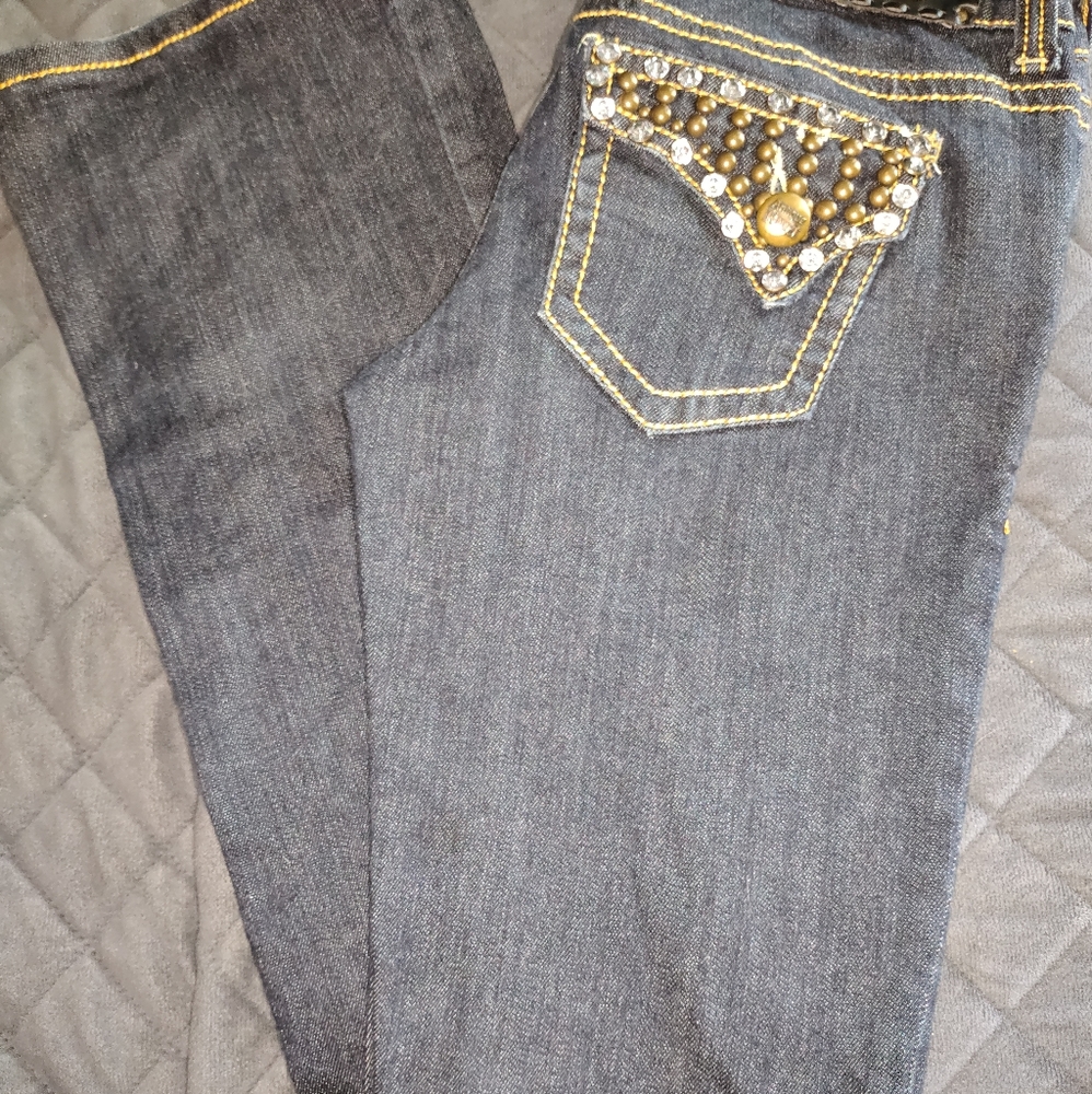 Antique Rivet Jeans - Picture 2 of 10